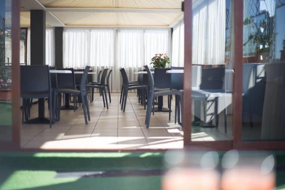 Kleopatra Design Hotel Napoli Eksteriør bilde