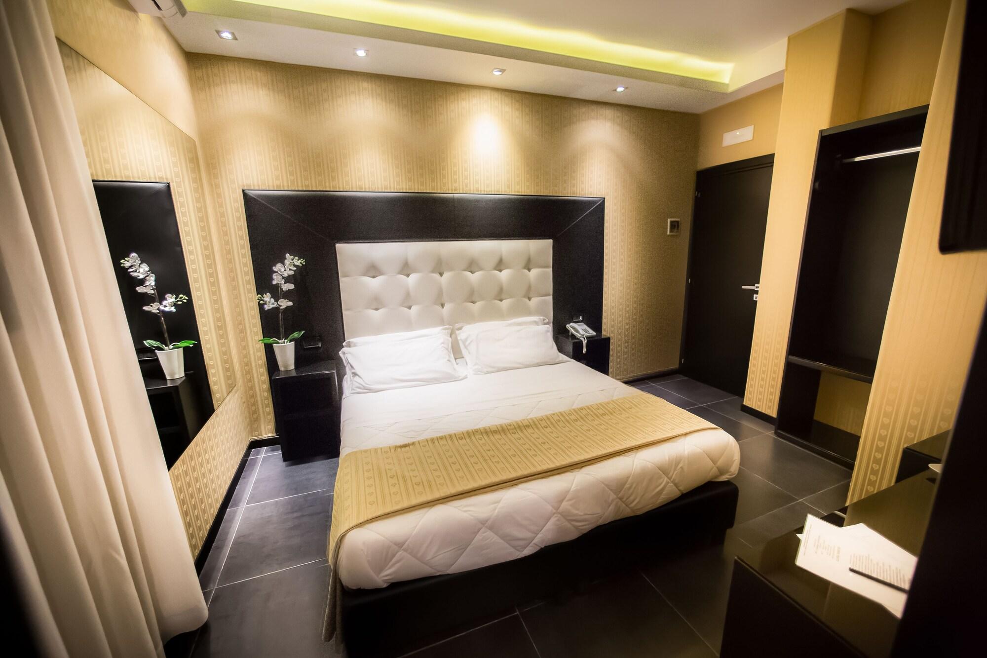Kleopatra Design Hotel Napoli Eksteriør bilde